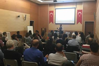 Dış Ticaret Uzmanlığı Programı — Ekonomi Bakanlığı · AKİB
