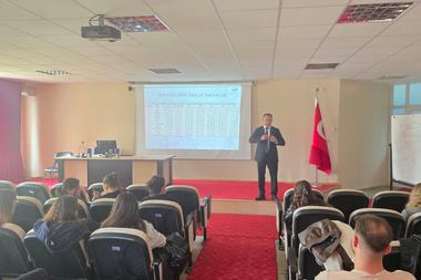 Dünya Ticaretinde Türkiye’nin Yeri — Dokuz Eylül Üniversitesi Denizcilik Fakültesi